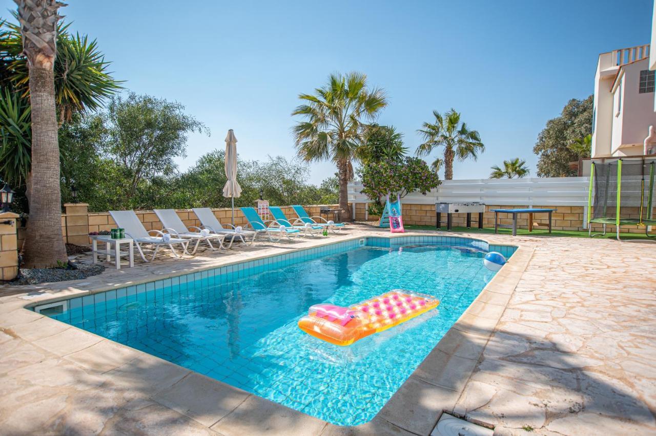Ayia Napa Blue Villa Екстер'єр фото